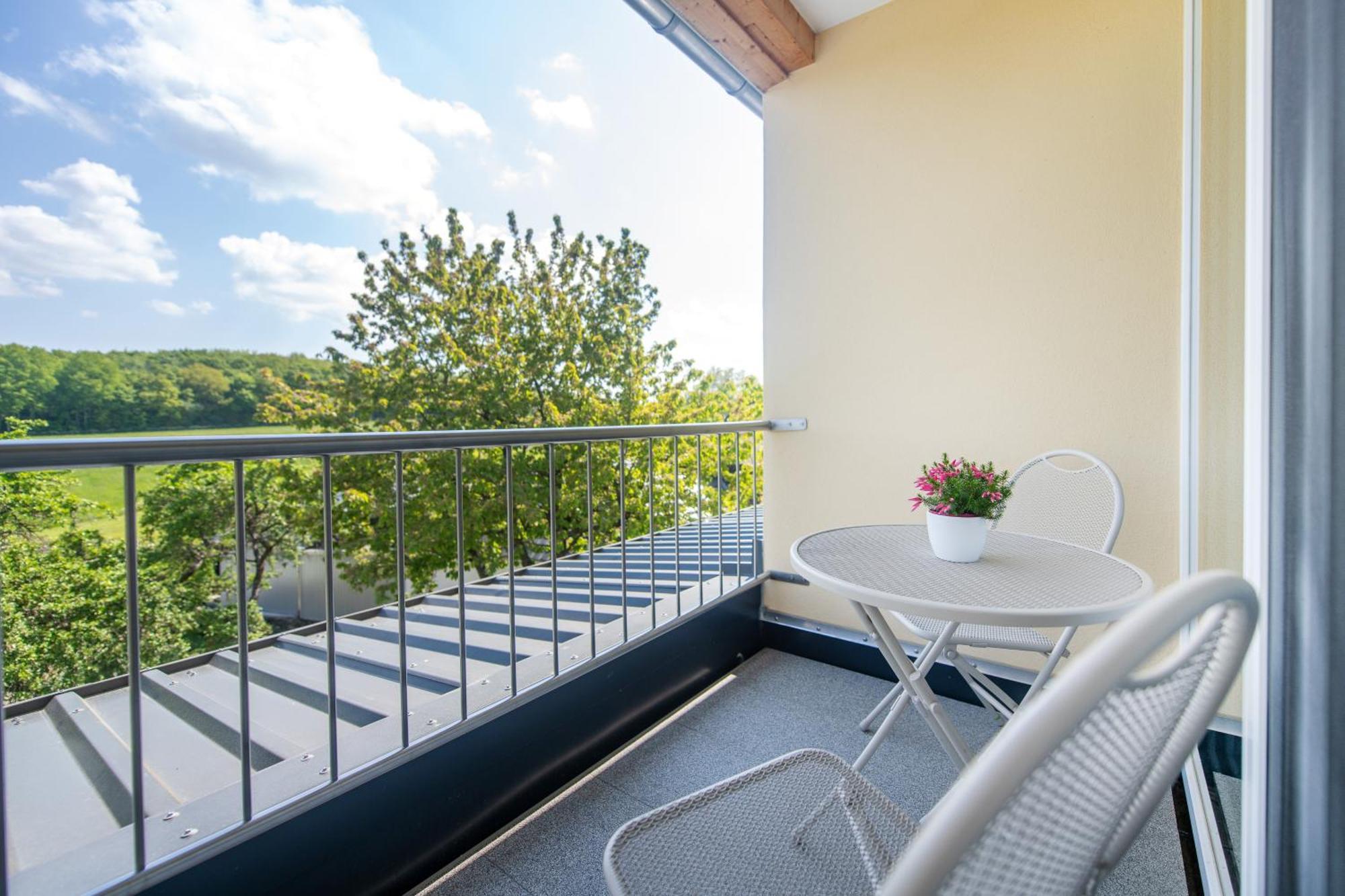 Waldesblick, Hotel-Restaurant Lahr  Esterno foto